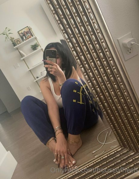 FeetByJo photo 29