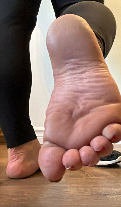 Feetsiecakespreviews photo 11