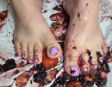 Feetstacystay photo 42