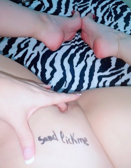 Feetvampire photo 8