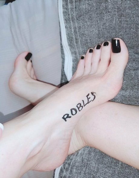 Feetvampire photo 365