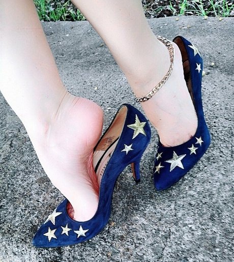 Feetvampire photo 422