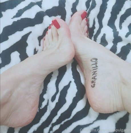 Feetvampire photo 473