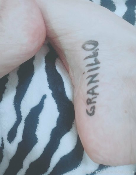 Feetvampire photo 474