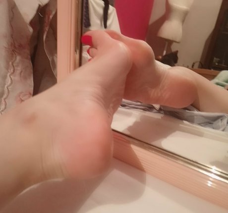 Feetvampire photo 477