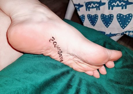 Feetvampire photo 563