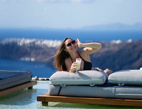 Felicia Hofner photo 1