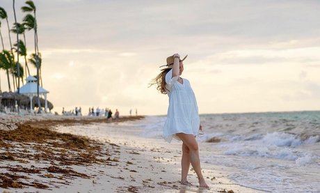 Felicia Hofner photo 6