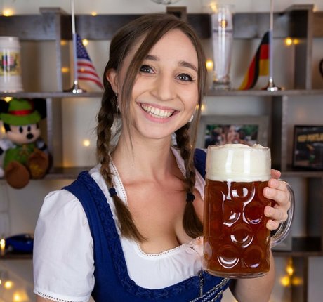 Felicia Hofner photo 12