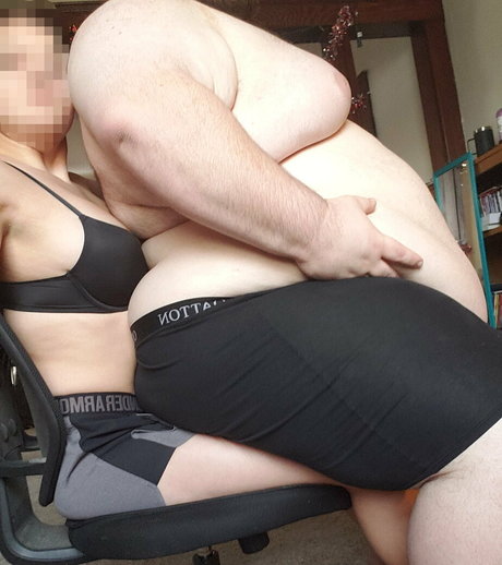 Femalefeederheaven photo 47