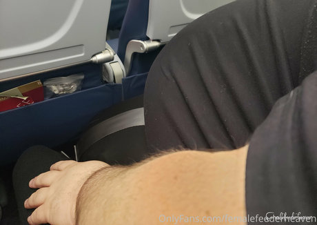 Femalefeederheaven photo 84