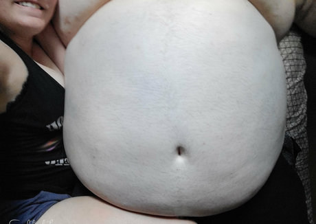 Femalefeederheaven photo 139