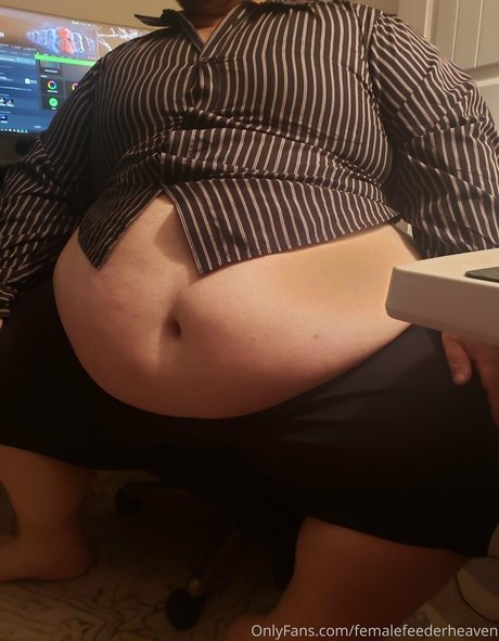 Femalefeederheaven photo 154