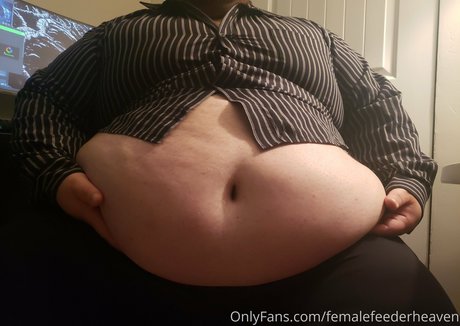 Femalefeederheaven photo 159