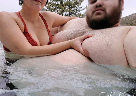 Femalefeederheaven photo 175