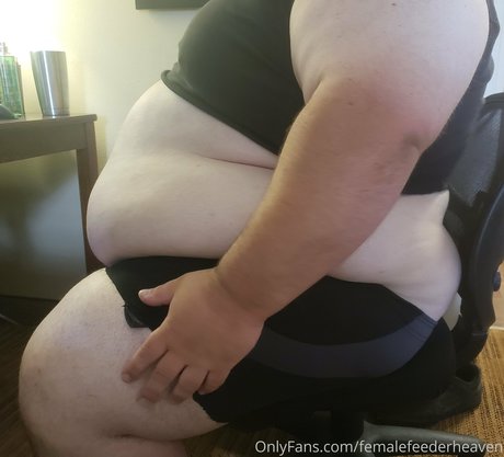 Femalefeederheaven photo 202