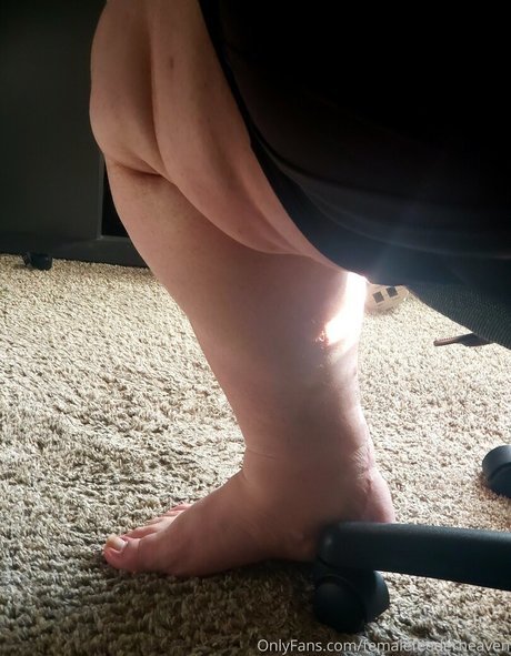 Femalefeederheaven photo 267