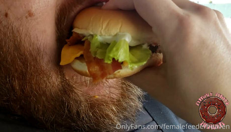 Femalefeederheaven photo 276