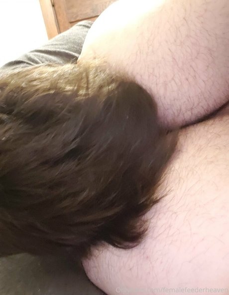 Femalefeederheaven photo 372