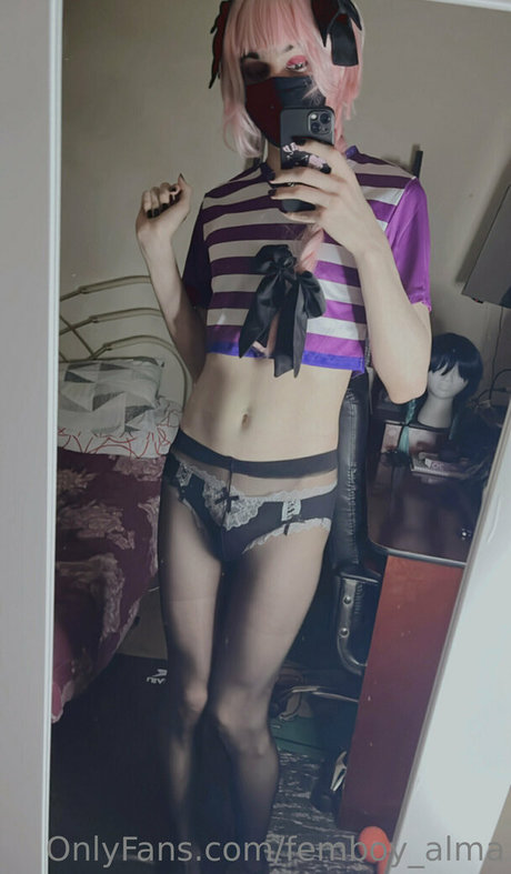 Femboy_alma photo 22