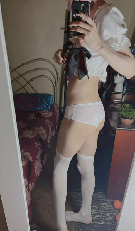 Femboy_alma photo 52