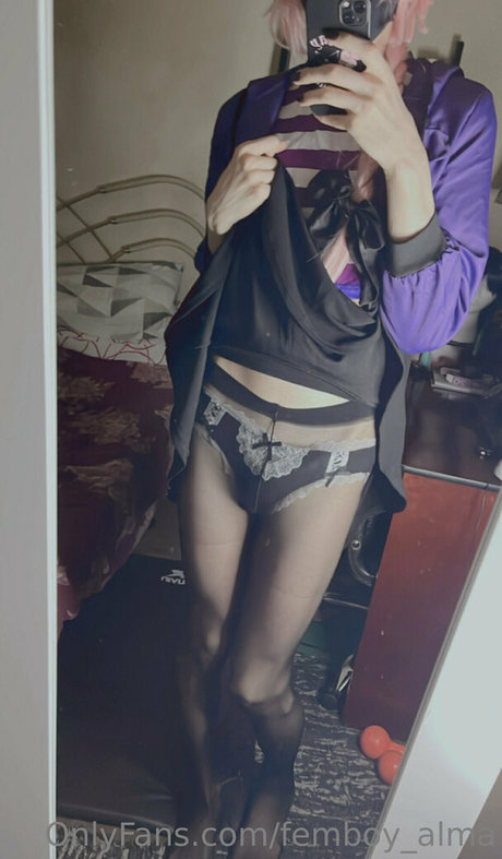 Femboy_alma photo 121