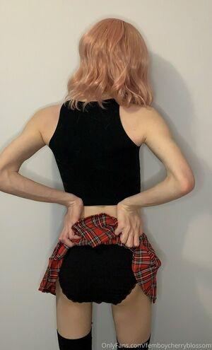 femboycherryblossom photo 33