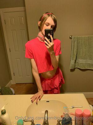 femboycherryblossom photo 94