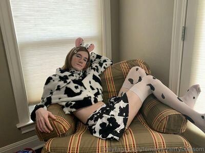 femboycherryblossom photo 154