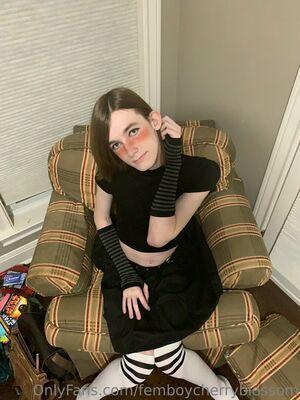femboycherryblossom photo 174