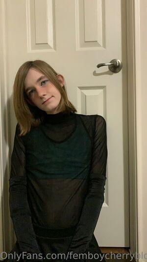 femboycherryblossom photo 210