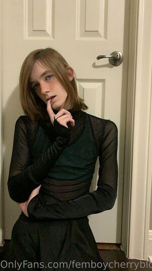 femboycherryblossom photo 214