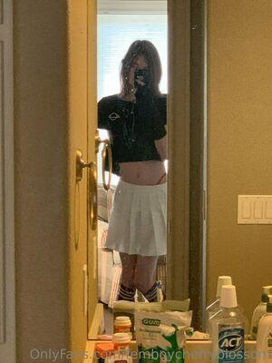 femboycherryblossom photo 245