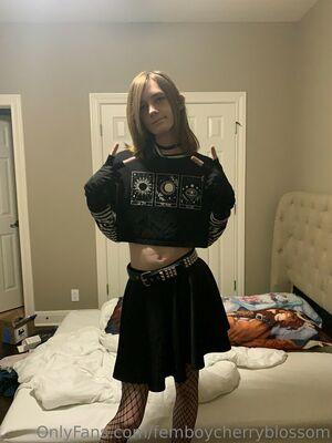 femboycherryblossom photo 252