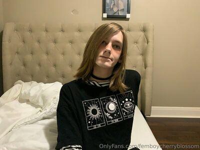 femboycherryblossom photo 262