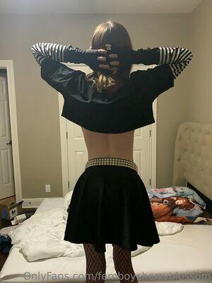 femboycherryblossom photo 265