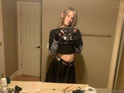 femboycherryblossom photo 270