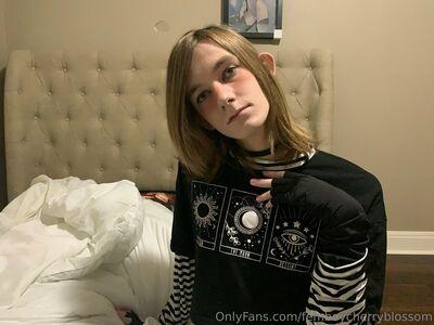 femboycherryblossom photo 273