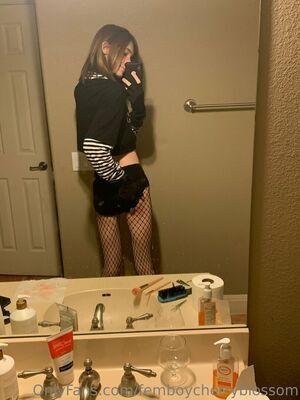 femboycherryblossom photo 285