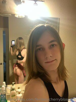 femboycherryblossom photo 299