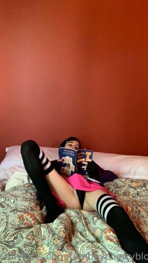 femboycherryblossom photo 343