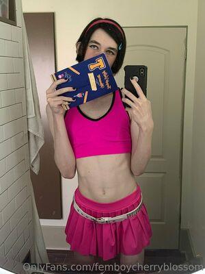 femboycherryblossom photo 353