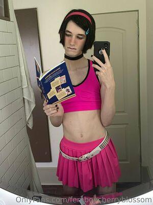 femboycherryblossom photo 355