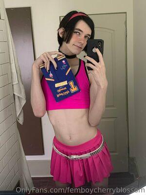 femboycherryblossom photo 362