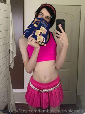 femboycherryblossom photo 364