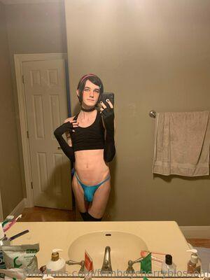 femboycherryblossom photo 375