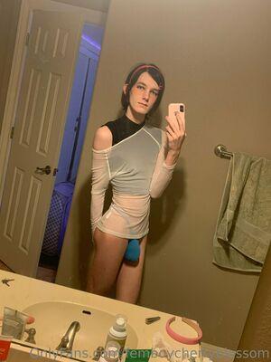 femboycherryblossom photo 448