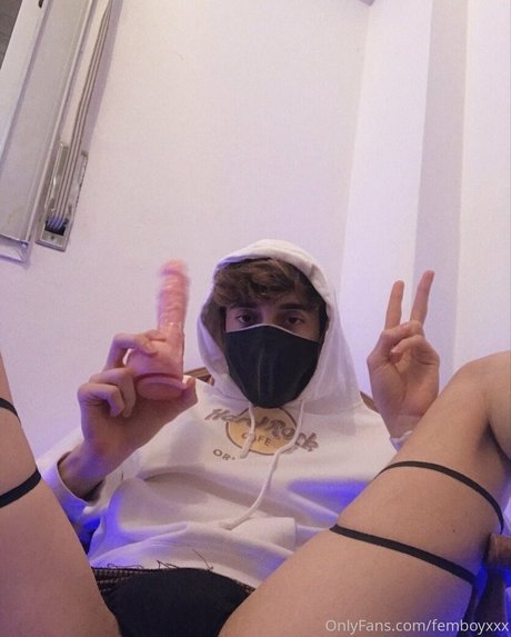 Femboyxxx photo 36