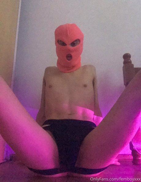 Femboyxxx photo 60