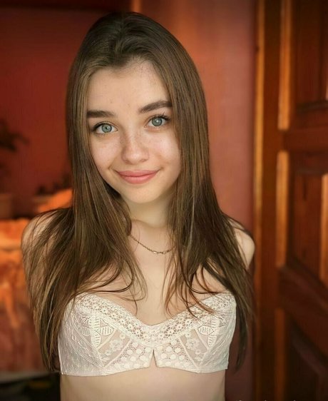 Femdomalexxx photo 30